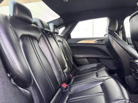 2020 Lincoln MKZ Standard