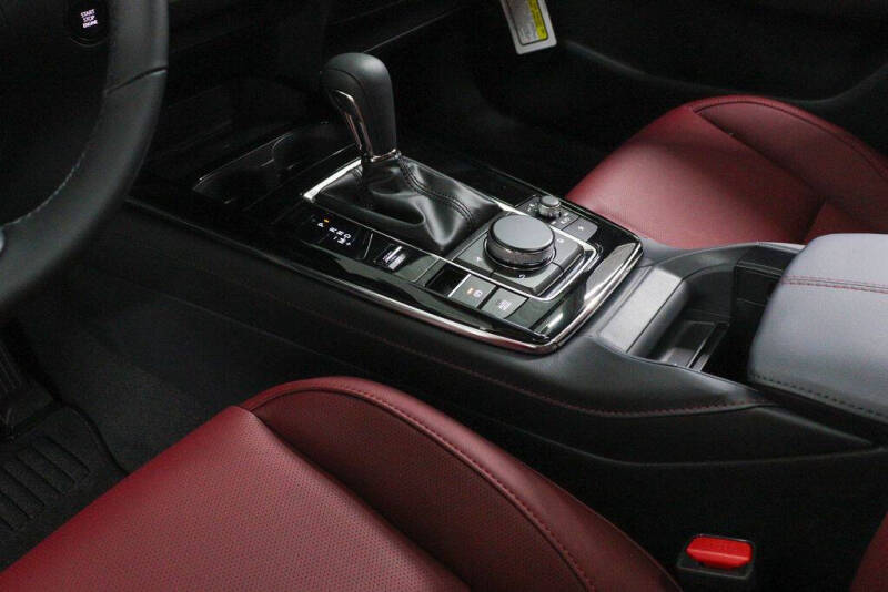 2025 Mazda CX-30 2.5 S Carbon Edition