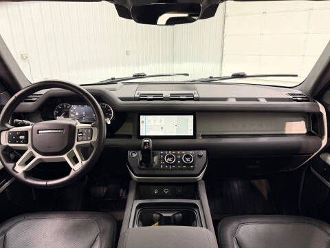 2023 Land Rover Defender 110 X-Dynamic SE