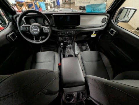 2026 Jeep Gladiator Sport S