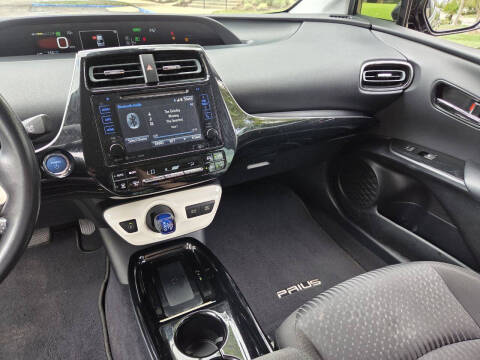 2017 Toyota Prius Three