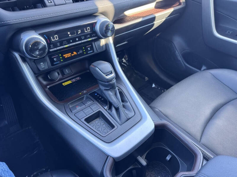 2022 Toyota RAV4 Limited