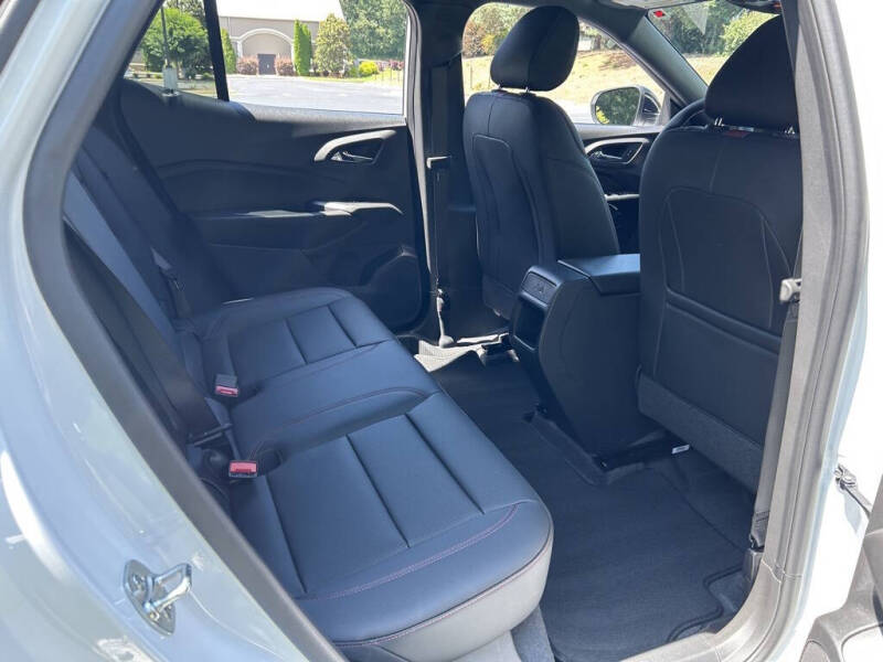 2025 Chevrolet Trax RS