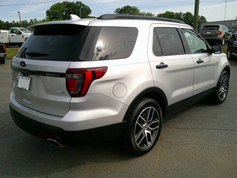 2017 Ford Explorer Sport