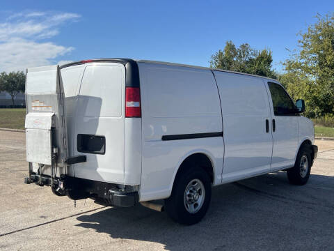 2020 Chevrolet Express 3500