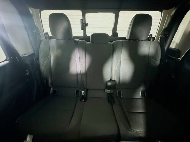 2025 Jeep Gladiator Willys