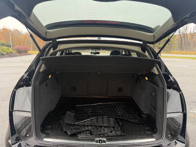 2012 Audi Q5 2.0T quattro Premium Plus