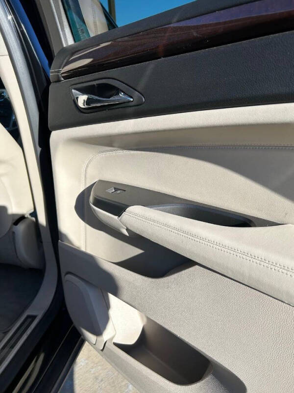 2012 Cadillac SRX Performance Collection