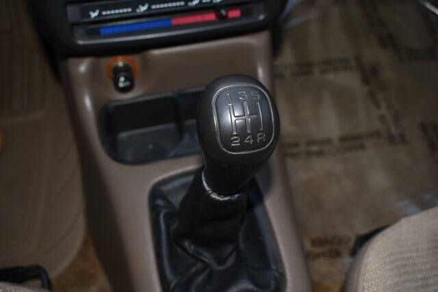 1998 Saturn S-Series SC1