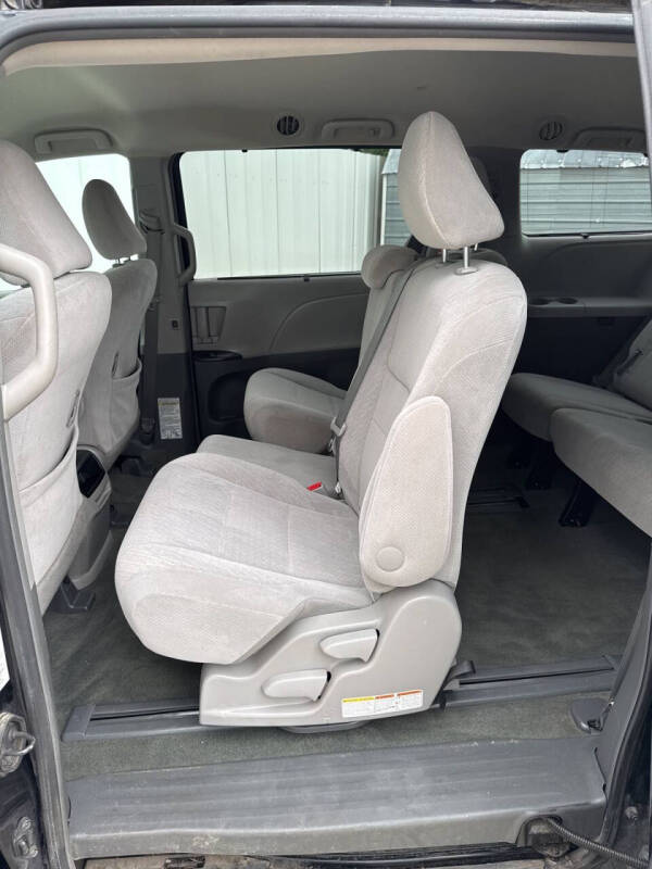2016 Toyota Sienna