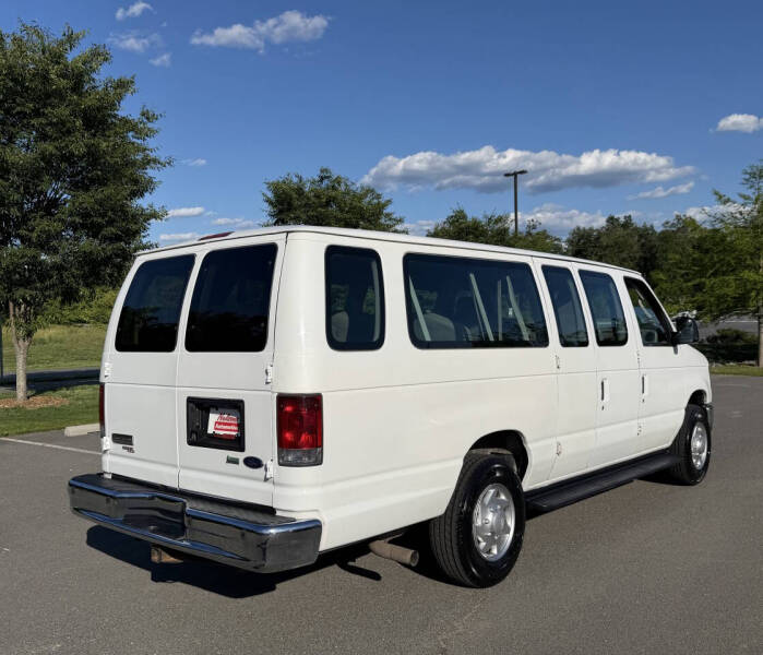 2012 Ford E-Series E-350 SD XLT