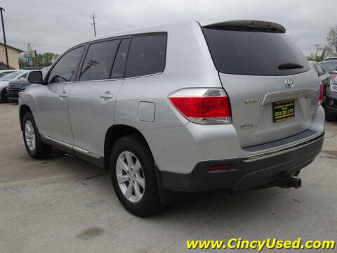 2011 Toyota Highlander SE