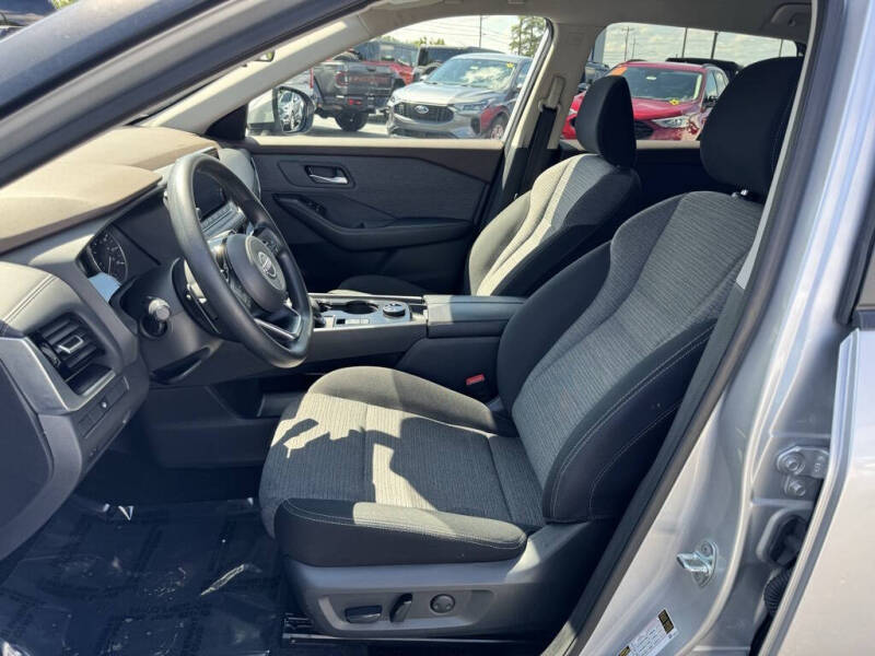 2022 Nissan Rogue SV