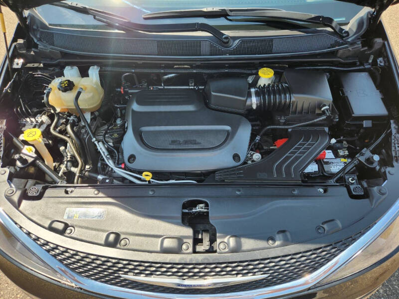 2020 Chrysler Voyager LXi