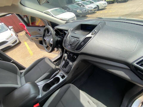 2014 Ford Escape S