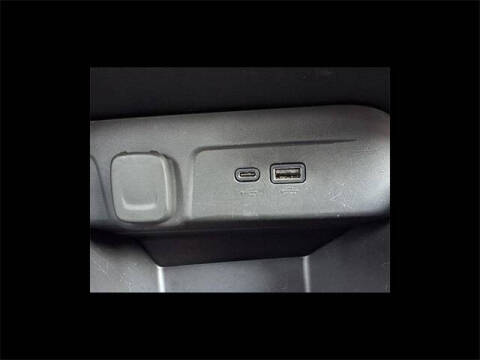 2025 Chevrolet Trax RS