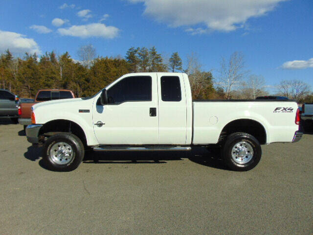 2001 Ford F-250 Super Duty for sale at E & M AUTO SALES in Locust Grove VA