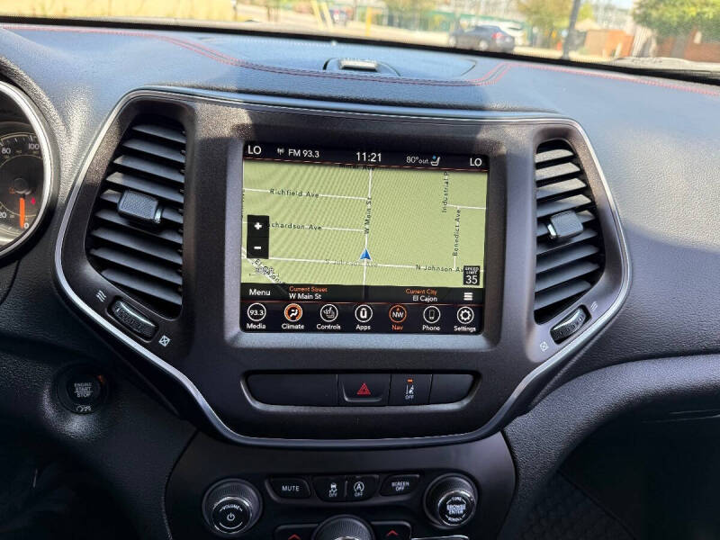 2022 Jeep Cherokee Trailhawk