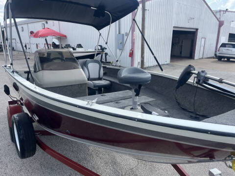 2002 Tracker PRO AVENGER 16