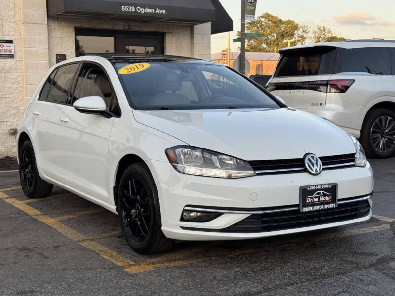 2019 Volkswagen Golf SE