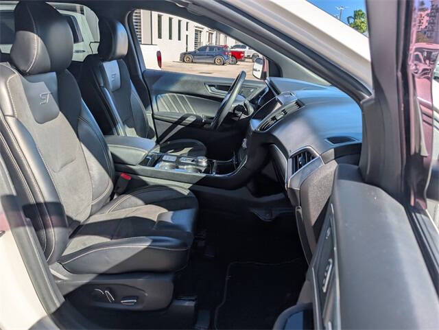 2019 Ford Edge ST