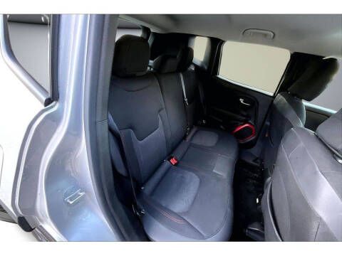 2015 Jeep Renegade Trailhawk