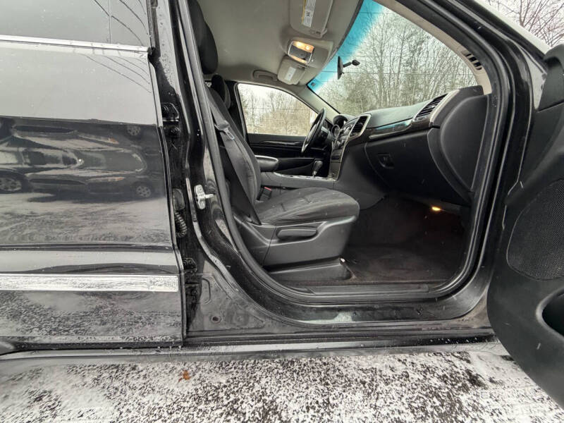 2011 Jeep Grand Cherokee Laredo