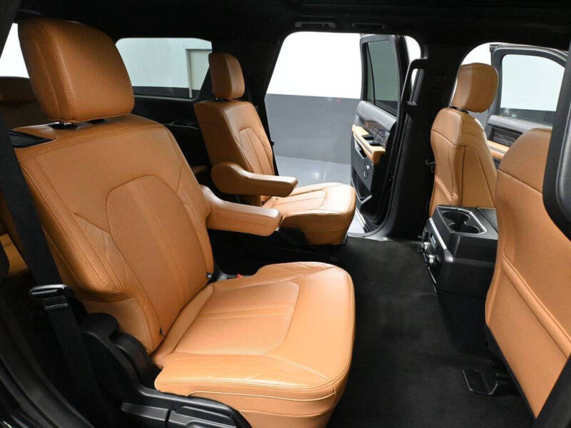 2024 Ford Expedition Platinum