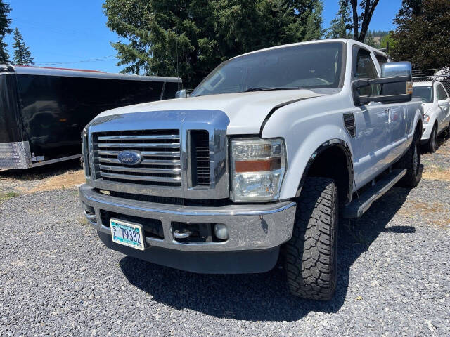 2010 Ford F-350 Super Duty Lariat's photo