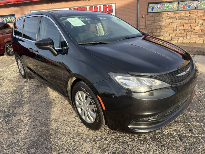 2021 Chrysler Voyager L