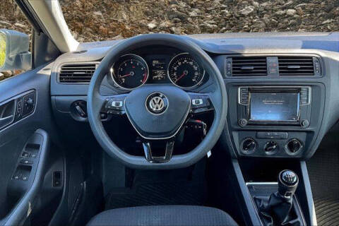 2016 Volkswagen Jetta