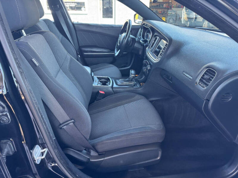 2016 Dodge Charger SXT