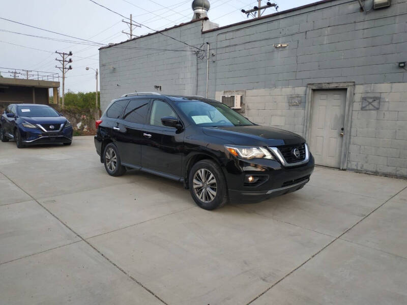 2018 Nissan Pathfinder SV