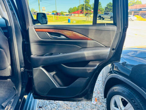 2018 Cadillac Escalade Luxury