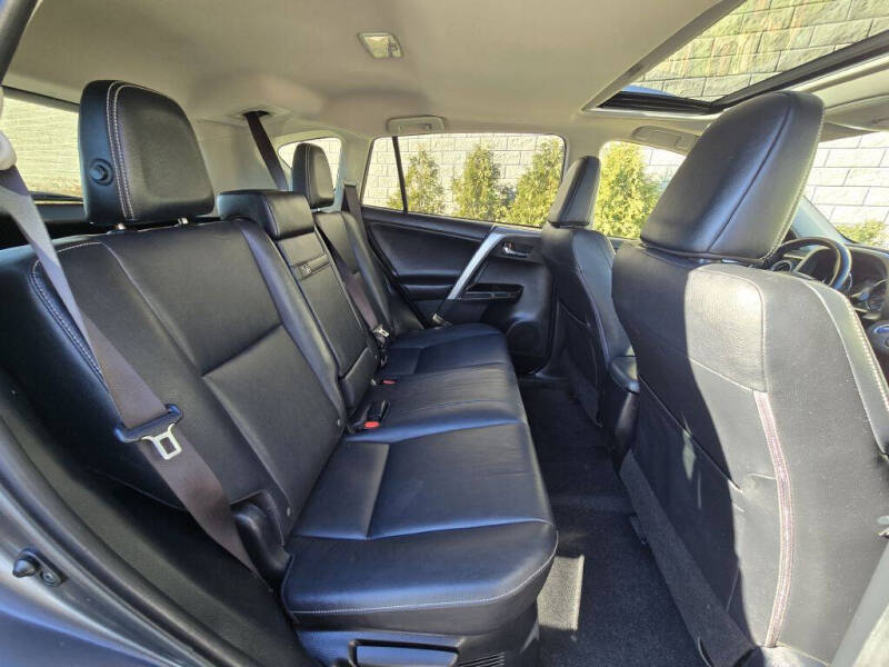 2016 Toyota RAV4 Hybrid Limited