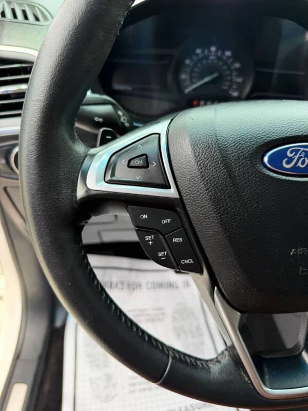2015 Ford Edge Titanium - Photo 20