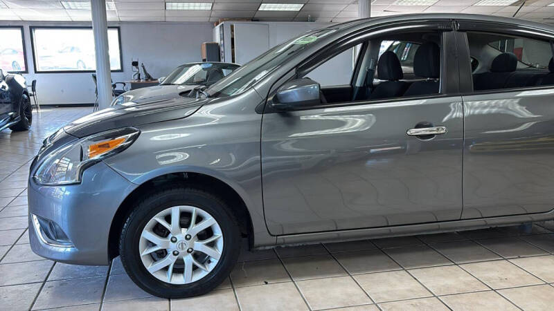 2019 Nissan Versa