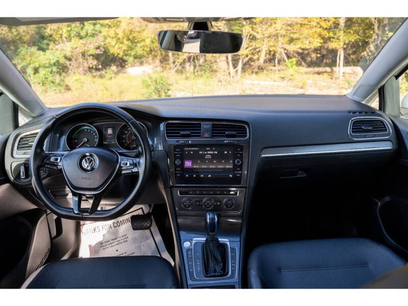 2017 Volkswagen e-Golf SEL Premium