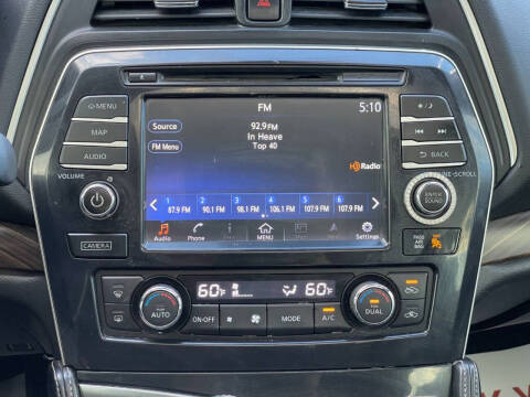 2017 Nissan Maxima Platinum