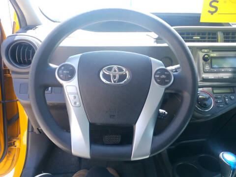 2014 Toyota Prius c Two