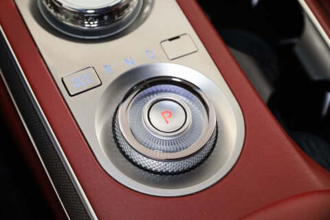 2023 Genesis GV70 2.5T Standard