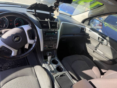 2011 Chevrolet Traverse LT