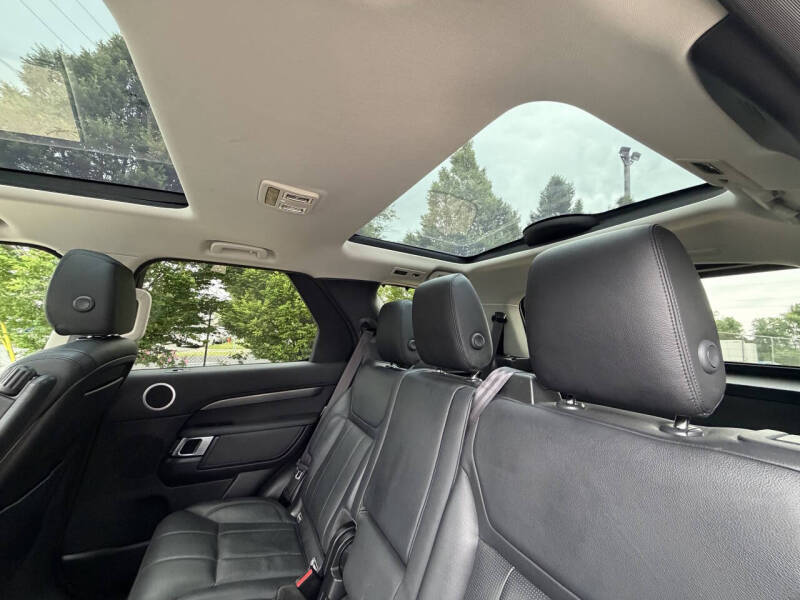 2019 Land Rover Discovery SE