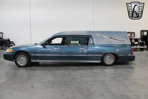 2001 Lincoln Town Car Executive
