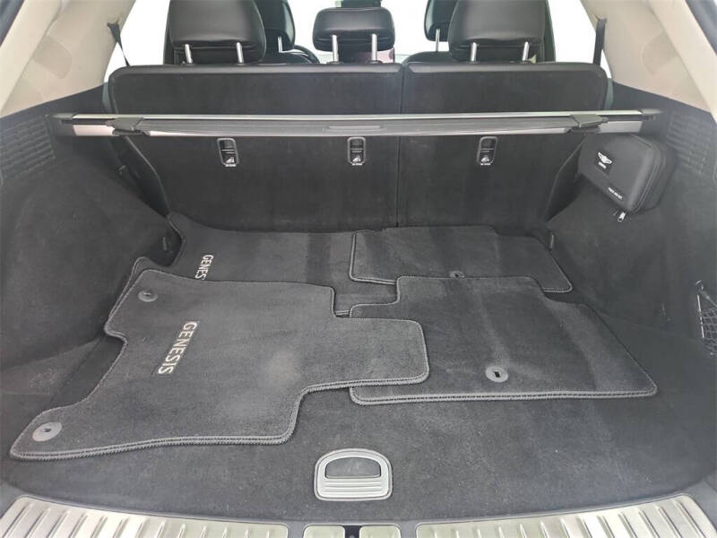 2022 Genesis GV70 2.5T Standard