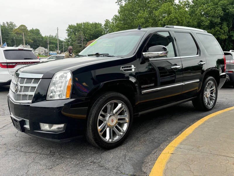 2012 Cadillac Escalade Platinum Edition
