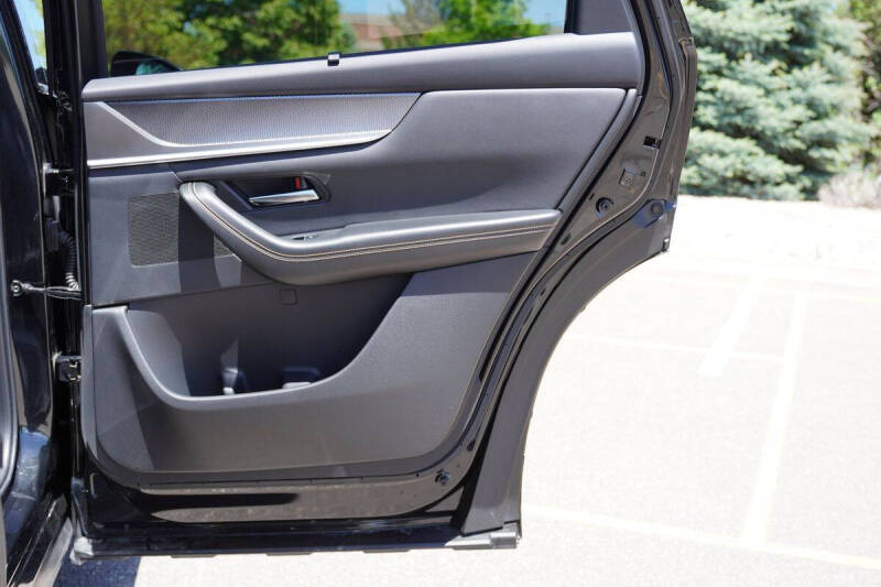 2025 Mazda CX-70 Plug-in Hybrid Premium