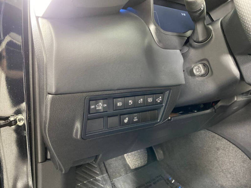 2024 Toyota Tundra Platinum HV