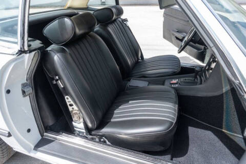 1977 Mercedes-Benz 450-Class
