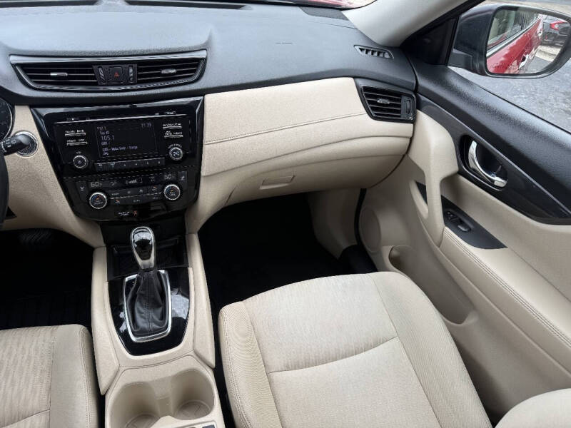 2017 Nissan Rogue S